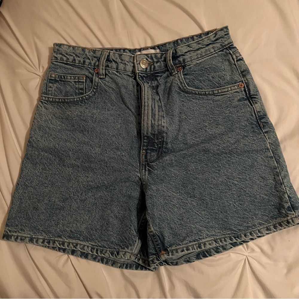 ZARA mom fit shorts